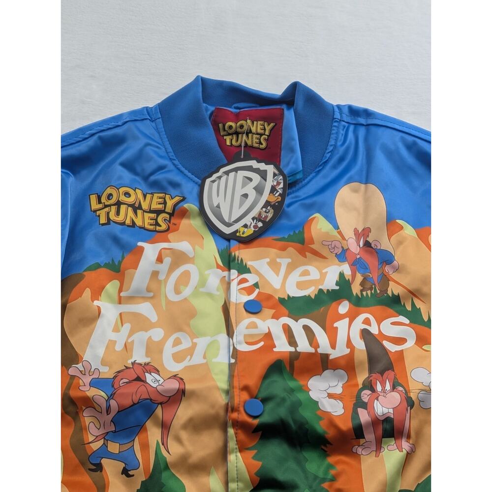 Looney Tunes Mens Size XL Bugs Bunny/Yosemite Sam Graphic Satin Snap Jacket - Picture 3 of 6